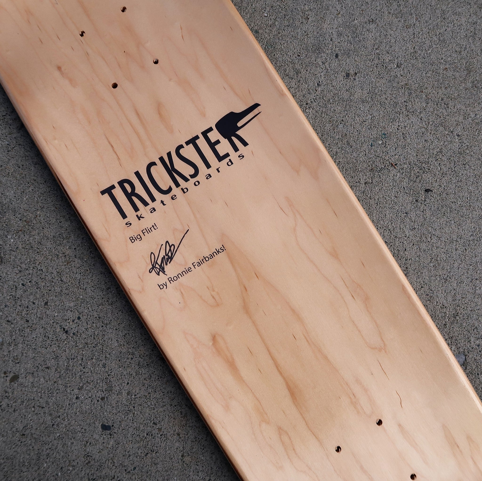 Big Flirt Skateboard – Trickster Company